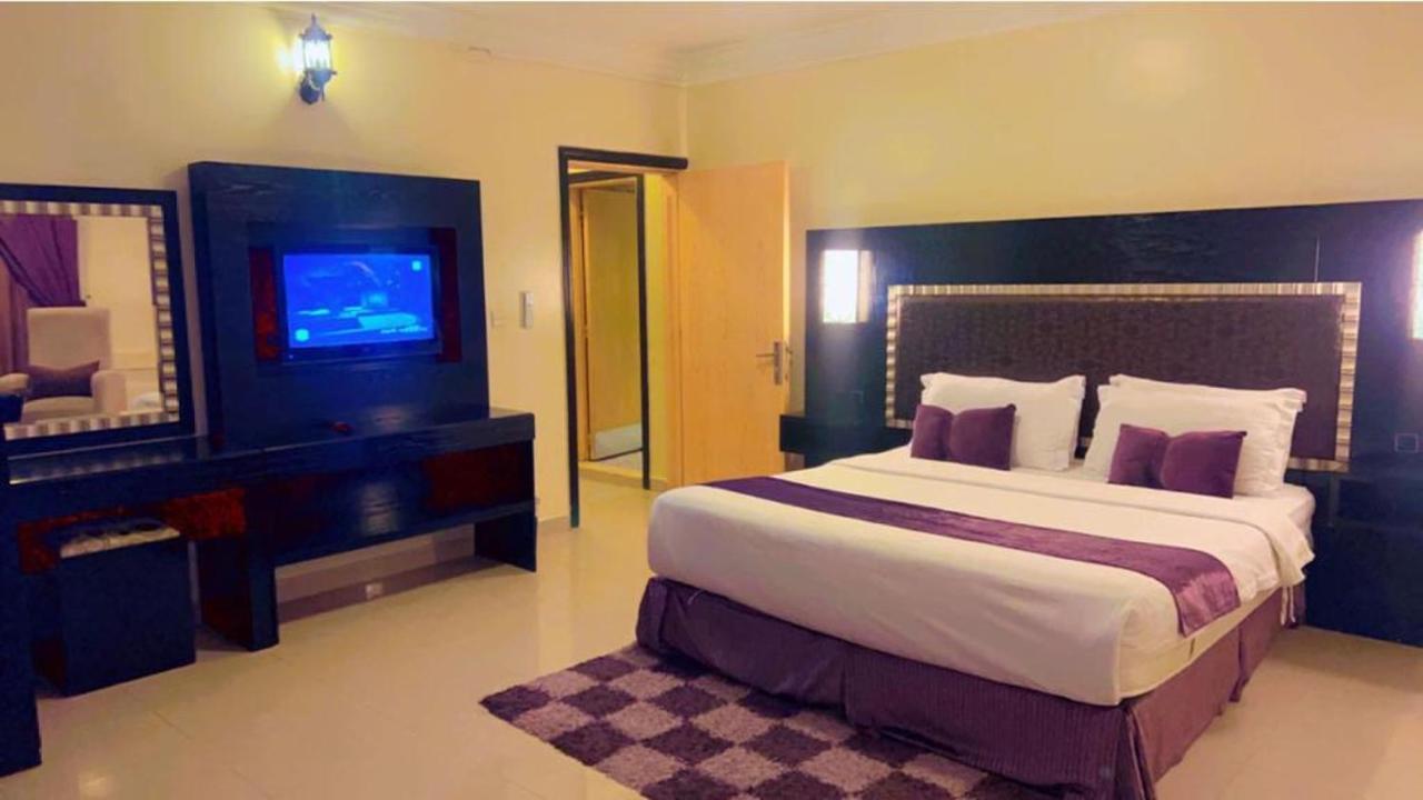 Aparthotel Nawarah Al Takhassusi *