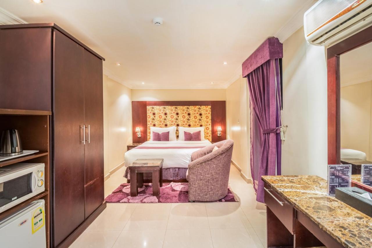 Nawarah Al Takhassusi Aparthotel *